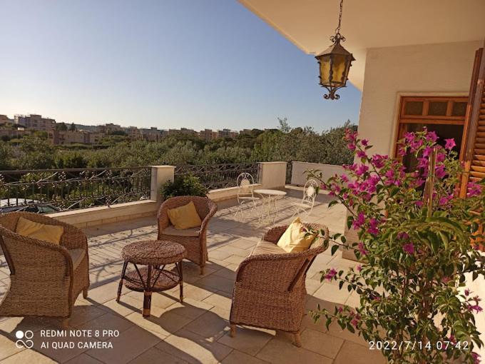 Trullo Pentimelle E Casa Pentimelle Villa มาร์ตินาฟรังกา ภายนอก รูปภาพ